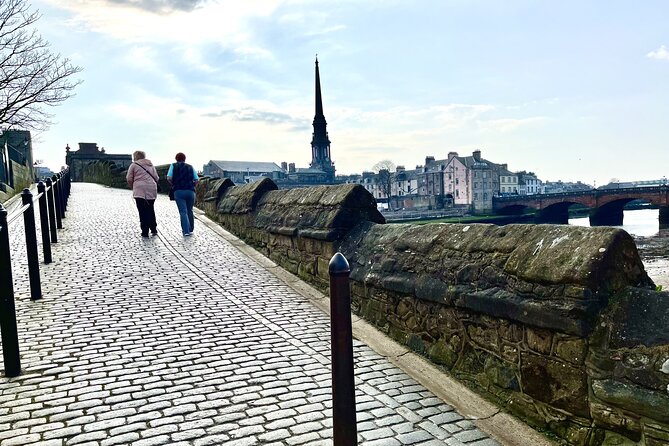 Escape Burns' Hame Toun: Outdoor Puzzle Game in Ayr - Crossing the River Ayr at New Bridge Street