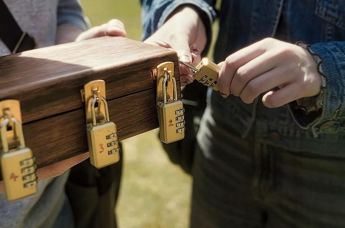 Escape Old Edinburgh with a Thrilling Outdoor Puzzle Trail - The Old Town is part of the puzzle