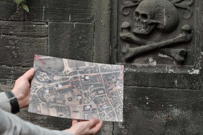 Escape Old Edinburgh with a Thrilling Outdoor Puzzle Trail - The Burke and Hare story gives the walk a dark edge
