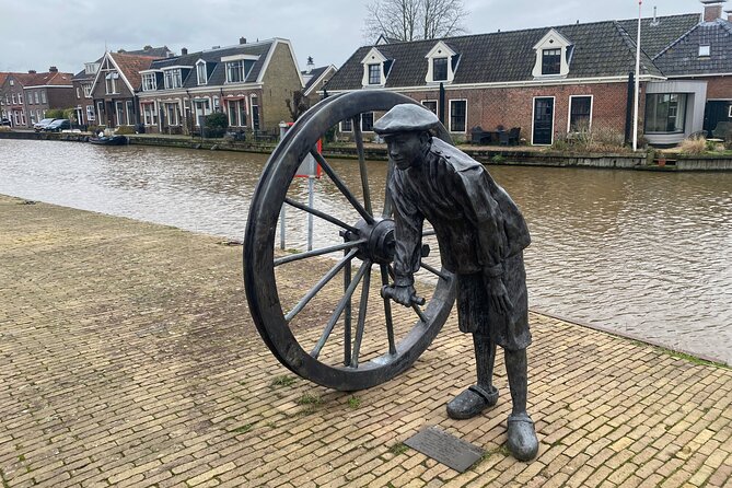 Escape The City Sneek City Walk With Puzzles - Harinxmabrug and Sneek’s waterways