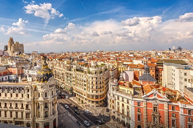 Escape the Inquisition in Madrid Exploration Game - Calle de Isabel la Católica and the early clues