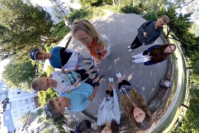 Escaping and spying on the Berlin Wall Scavenger hunt - Starting beside Weinbergsweg and Zehdenicker Strasse