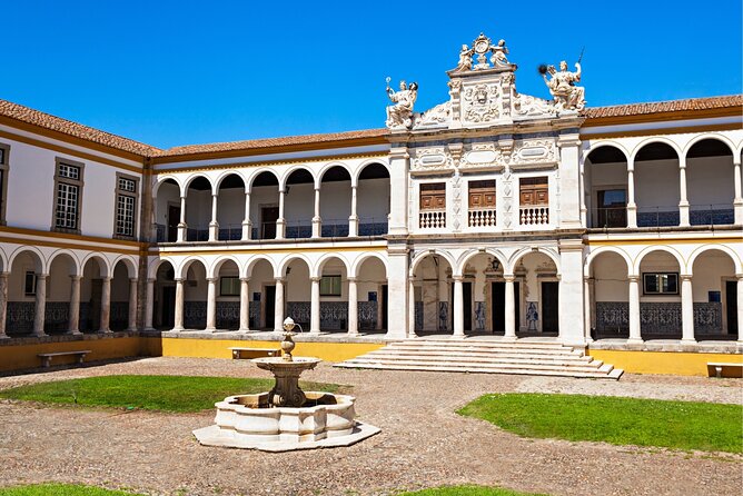 Évora Scavenger Hunt and Sights Self-Guided Tour - Who will enjoy this most?