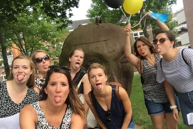 Exciting Murder Mystery - Interactive city walk in Groningen - How the photo hunt works
