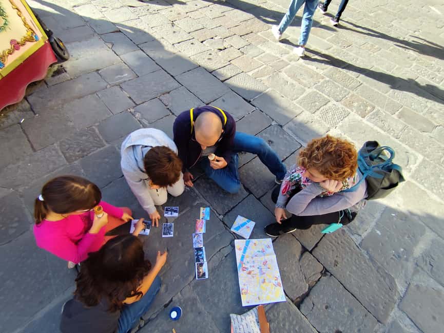 Florence: Kids Treasure Hunt in Florence Downtown - A second guided stop keeps the pace moving