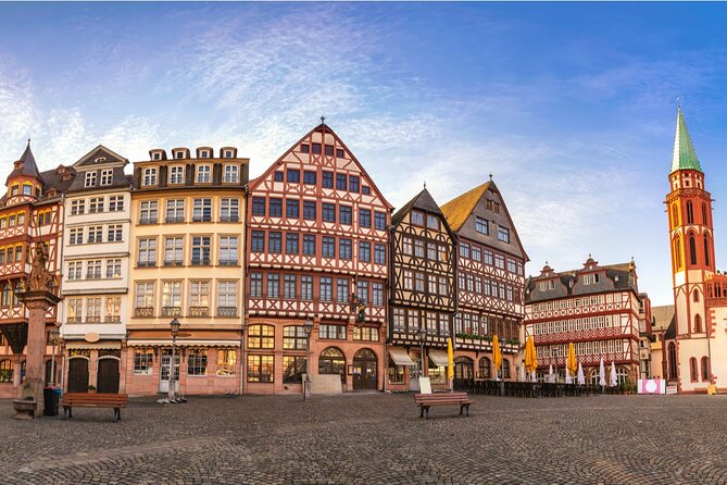 Frankfurt Old Town & Emperors: City Game & Walking Tour - What kind of Frankfurt experience is this?