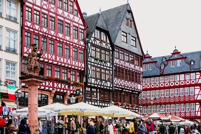 Frankfurt Scavenger Hunt and Highlights Self Guided Audio Tour - Alte Oper gives you a practical starting point