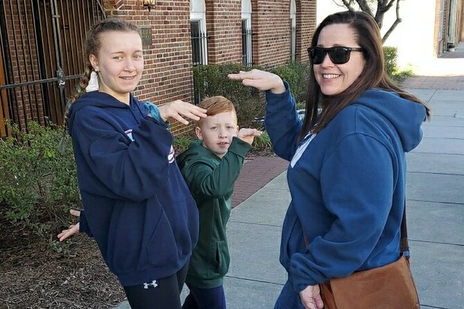 Fun City Scavenger Hunt in Albuquerque by Wacky Walks - Competition, rankings, and private groups