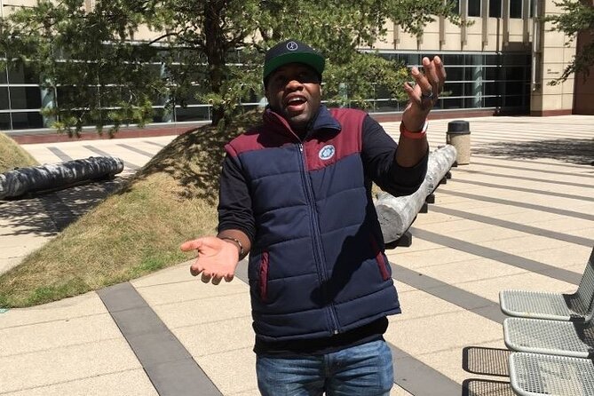 Fun City Scavenger Hunt in Raleigh by Wacky Walks - How the app and remote host shape the game