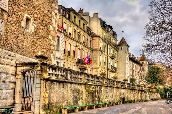Geneva Scavenger Hunt and Highlights Self Guided Audio Tour - Six Stops That Give the Walk Its Shape