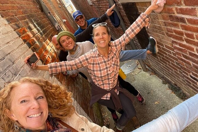 Gnarly Nags Head Scavenger Hunt - Key points at a glance