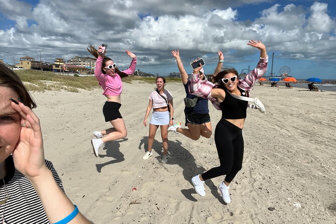 Groovy Galveston Scavenger Hunt - Key points to know before you book