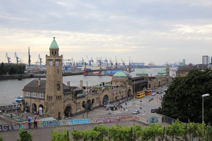 Hamburg Landungsbrücken: Outdoor Escape Game - What happens when the puzzle is hard