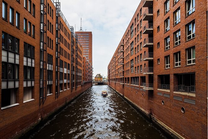 Hamburg Scavenger Hunt and Highlights Self Guided Audio Tour - Speicherstadtmuseum, Hohe Brücke, and the warehouse district