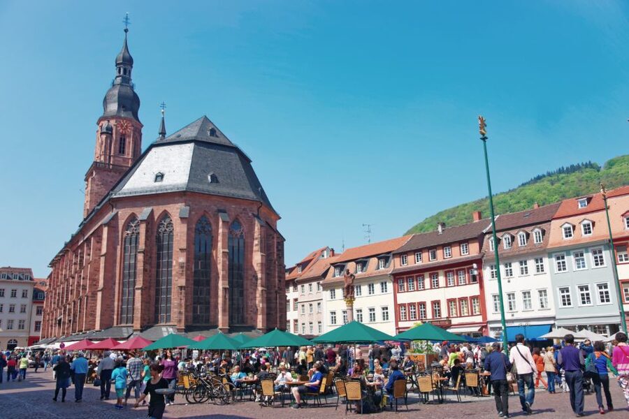 Heidelberg: Scavenger Hunt Self-Guided Tour - Heidelberg Castle and the optional ride uphill