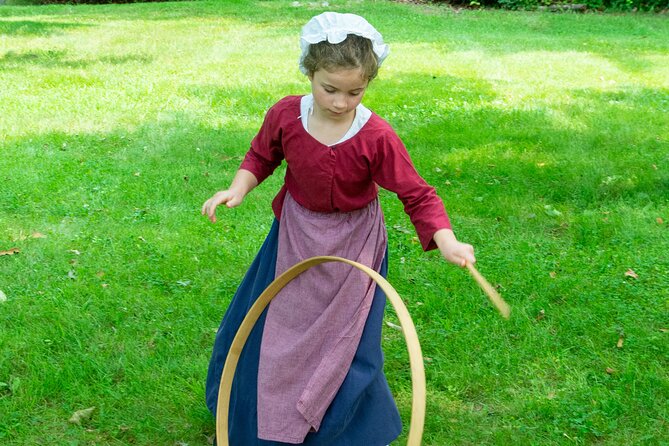 History Scavenger Hunt at Smith's Castle 17th Century Plantation - Practical Timing and Weather Advice