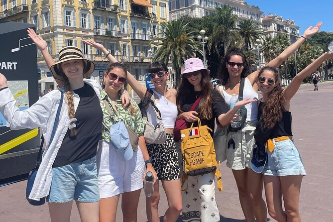 Immersive outdoor escape game in Nice 2h - Starting at the Blue Chair on Quai des États-Unis