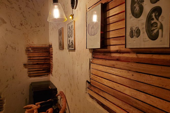 Jack the Ripper Escape Room Game for Private Group - Why a private room changes the experience