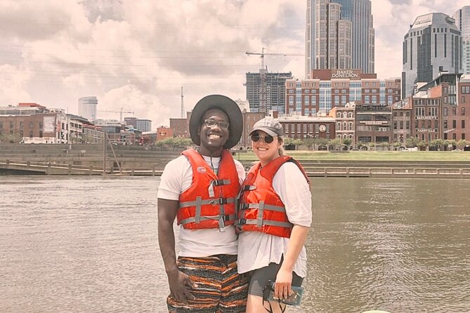 Kayak Scavenger Hunt in Downtown Nashville - Timing, equipment, and small practical choices