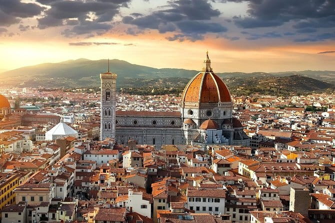Kids treasure hunt in Uffizi museum Private, timed entry! - The real cost: guide fee plus museum tickets