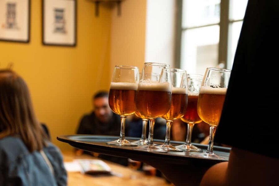 Lille: Scavenger hunt and beer tasting in Old Lille - Finding four bars through Old Lille