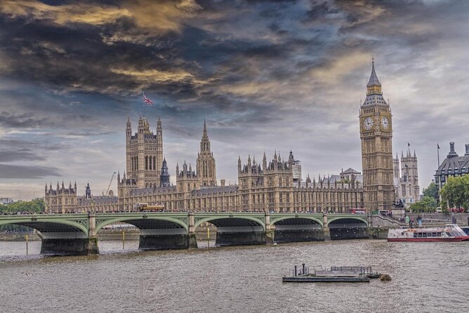 London Scavenger Hunt and Highlights Self-Guided Tour - Key points to know before you start