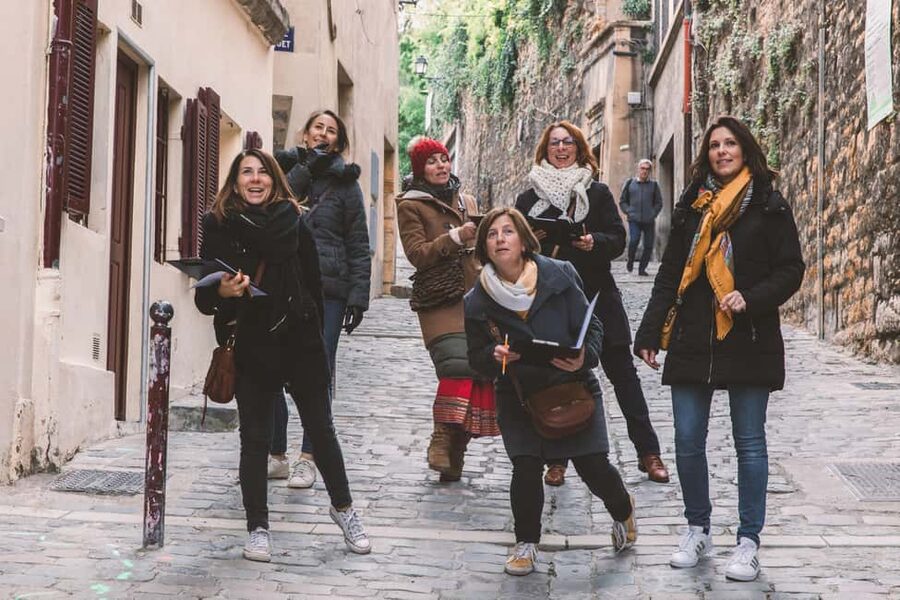 Lyon: escape game in the Vieux Lyon - The archaeological garden: your first puzzle board