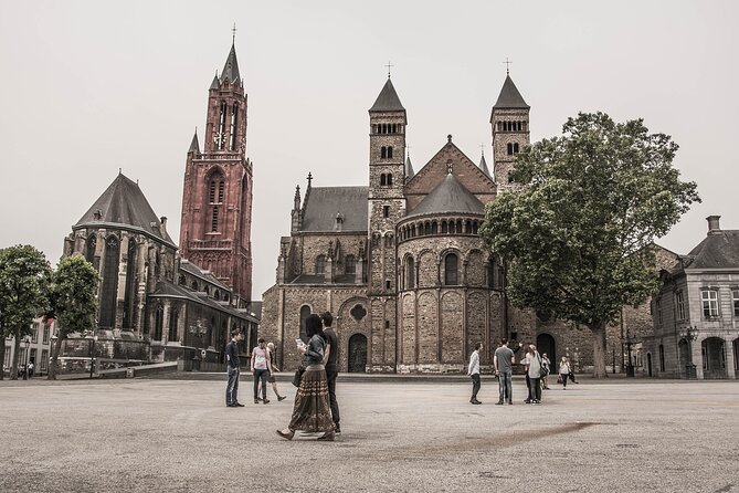 Maastricht Medieval Mystery: Interactive City Game & Tour - How the Maastricht mystery works