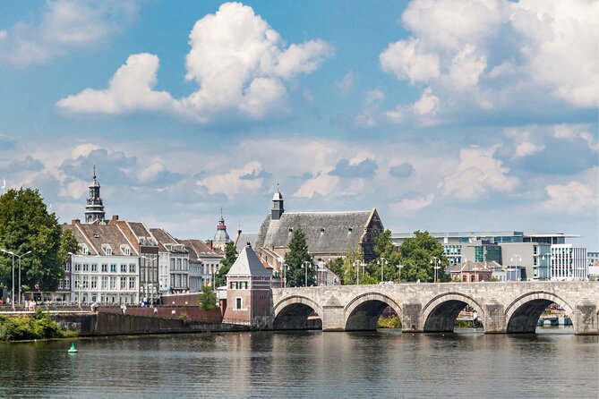 Maastricht Scavenger Hunt and Highlights Self Guided Audio Tour - Boekhandel Dominicanen, a Memorable Bookstore Stop