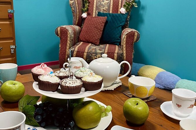 Mad Hatter's Hat Escape Room Experiences - Working as a Team of Up to Six