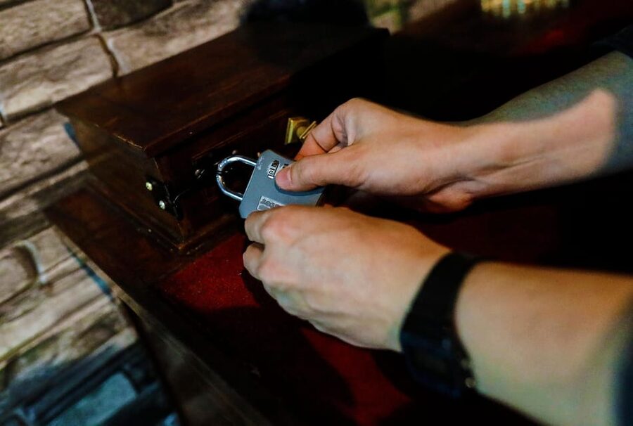 Madrid: Scary Escape Room "The Haunted Box" - What the fear level really means