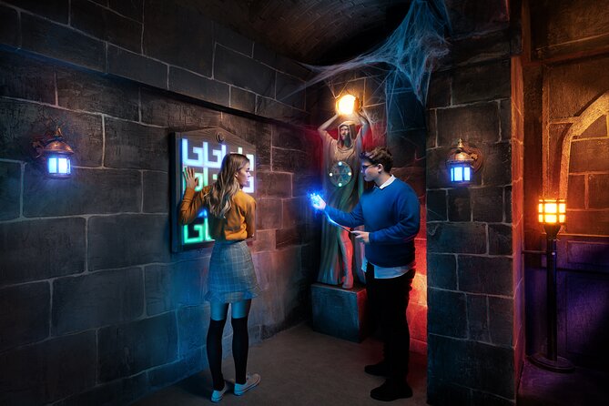 Magic School: Episode II Escape Game in Prague - A wizard spirit and an elf in the fireplace