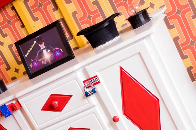 Magicians Heist Private Escape Room in Glasgow - Arriving at 24 Sandyford Place