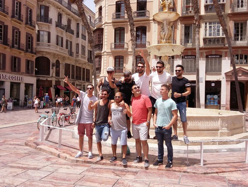 Malaga: Bachelorette Party Treasure Hunt - How much walking and puzzle-solving should you expect?
