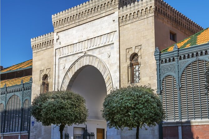 Malaga Highlights Exploration Game and Tour - Plaza de Félix Sáenz and the old-town route