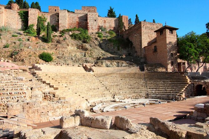 Málaga: Private Sightseeing Treasure Hunt - The Málaga details that make this hunt different