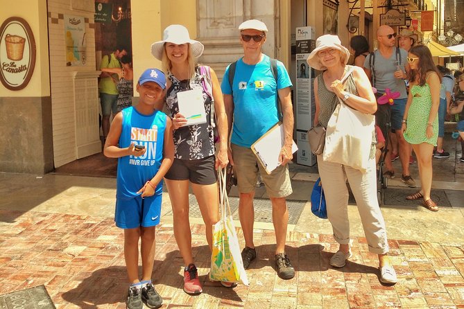 Málaga: Private Sightseeing Treasure Hunt - Who should book it, and who should skip it