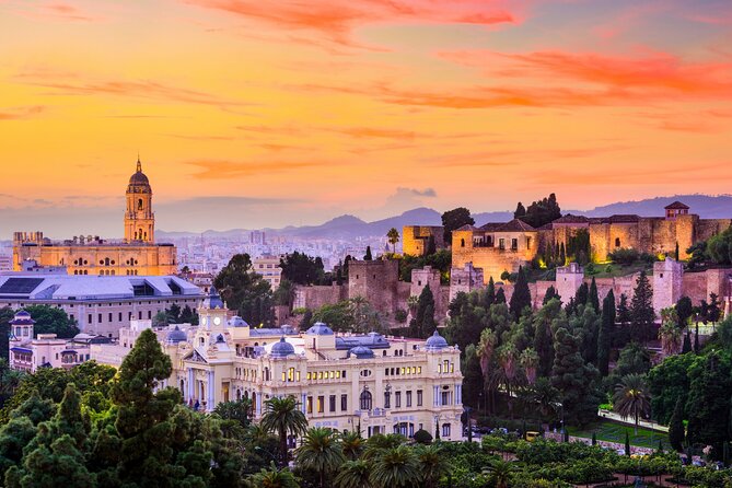 Malaga Scavenger Hunt and Highlights Self Guided Audio Tour - Key points at a glance