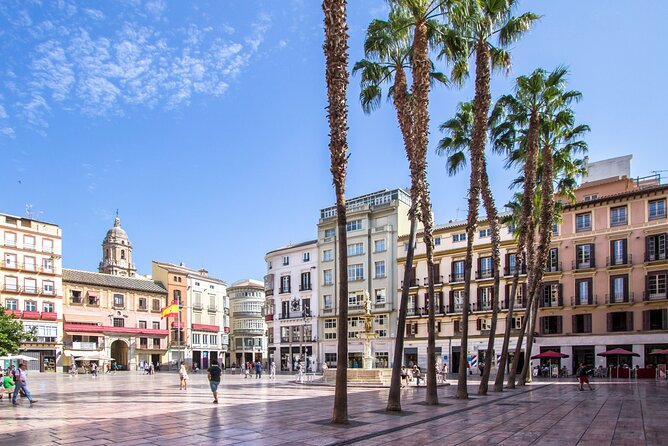 Malaga Scavenger Hunt and Sights Self-Guided Tour - How the Malaga scavenger hunt works