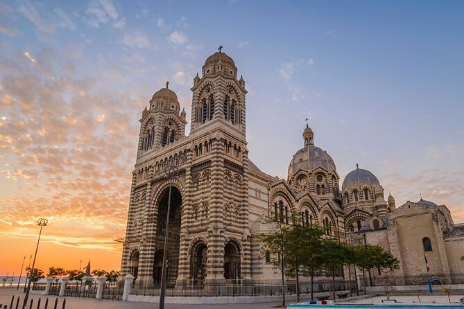 Marseille Scavenger Hunt and Highlights Self Guided Audio Tour - Starting at Saint-Vincent-de-Paul Church