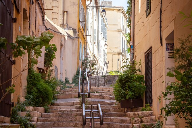 Marseille Scavenger Hunt and Sights Self-Guided Tour - Photo tasks give the walk a social spark