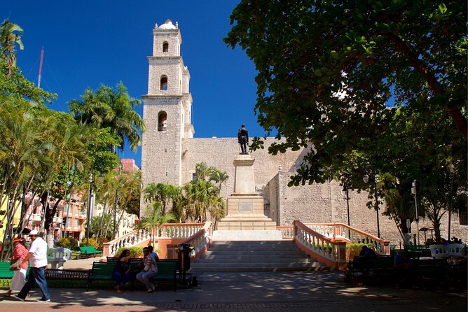 Mérida Scavenger Hunt and Sights Private Self-Guided Tour - Parque de Santa Lucía: A Change of Pace