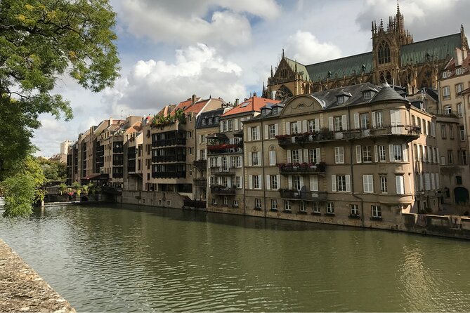 Metz Scavenger Hunt and Highlights Self Guided Audio Tour - Porte des Allemands, Metz’s medieval gateway