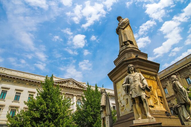 Milan Da Vinci Mystery: Self-Guided Puzzle Quest - Piazza Mercanti and medieval Milan in small portions