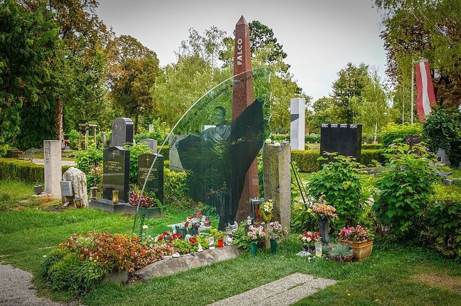 Mobile puzzle rally tour at the Vienna Central Cemetery - Why Vienna’s Central Cemetery makes a good game board