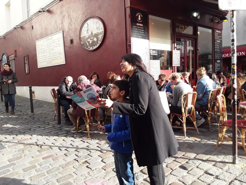 Montmartre: Private Treasure Hunt for Families and Kids - The viewpoint above Paris