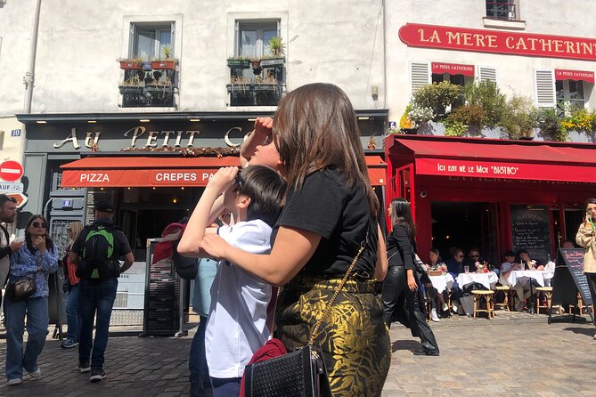 Montmartre Treasure Hunt — Fun and Cultural Investigation - The vineyards and quieter corners of the hill