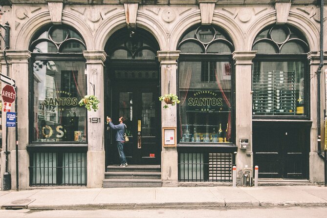 Montreal Scavenger Hunt and Highlights Self Guided Audio Tour - Place du Canada and central Montreal
