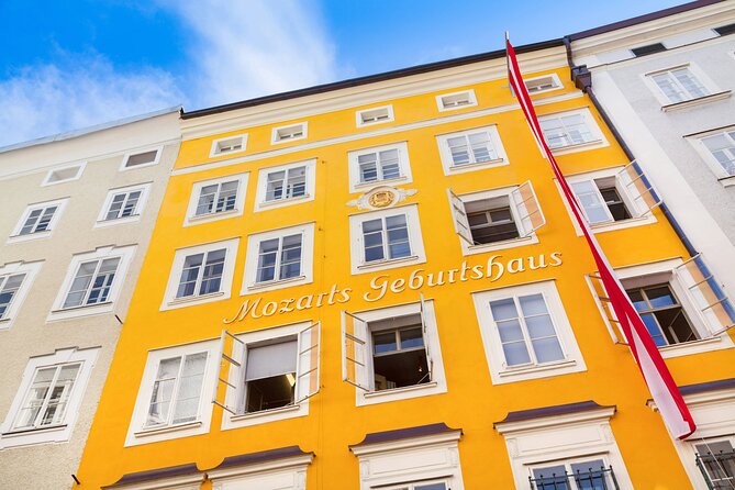 Mozart's Salzburg Exploration Game and Tour - Mozart’s Birthplace on Getreidegasse