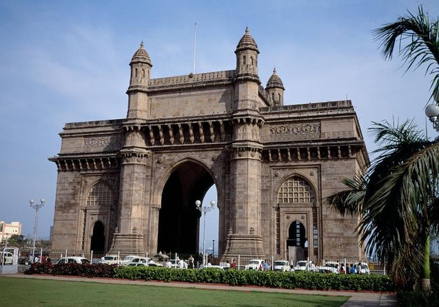 Mumbai Scavenger Hunt and Sights Self-Guided Tour - Key points at a glance